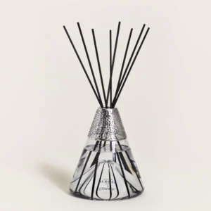 Bouquet perfumado Peau de Pierre Maison Berger Starck – difusor exclusivo de Philippe Starck con fragancia especiada y floral en Templo Ikigai